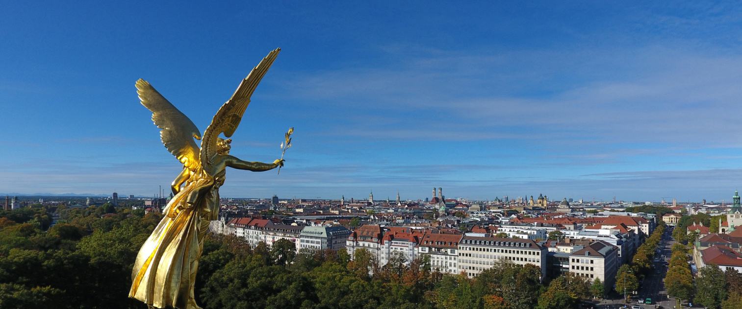 Ansicht des Friedensengel aus der Luft mit Fotodrohne fotografiert- Gerhard Blank Drohnenfotos aus München