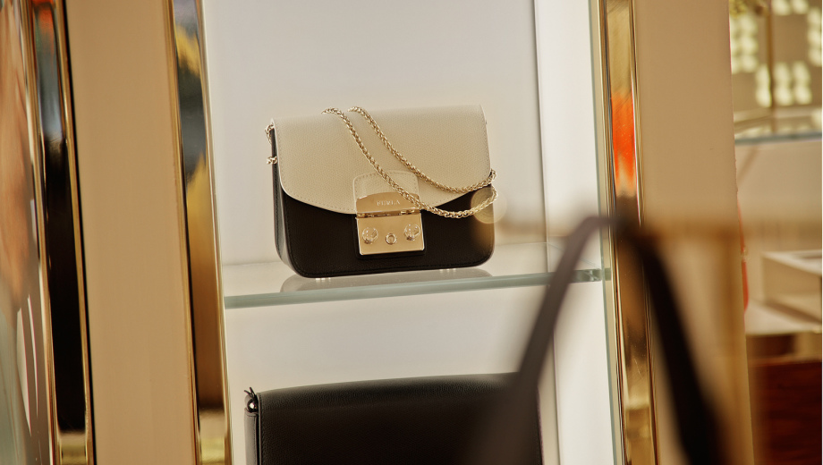 Foto einer Filiale der Firma Furla Lederwaren