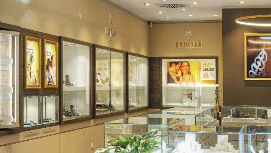 Fotografie einer Filiale der Firma Orovivo Schmuck in München